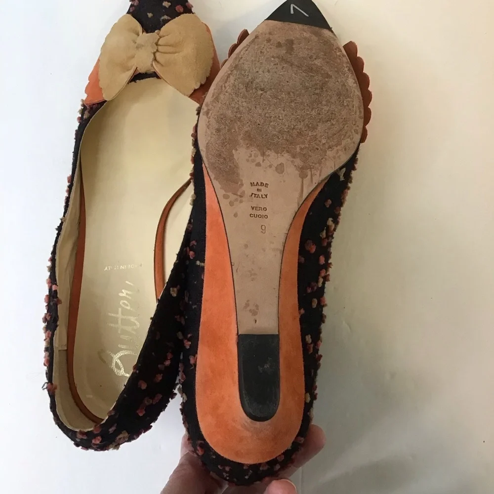 BUTTER Women's Black Orange Tan Speckle Fabric Suede Bow Pointed Wedge Pumps 9